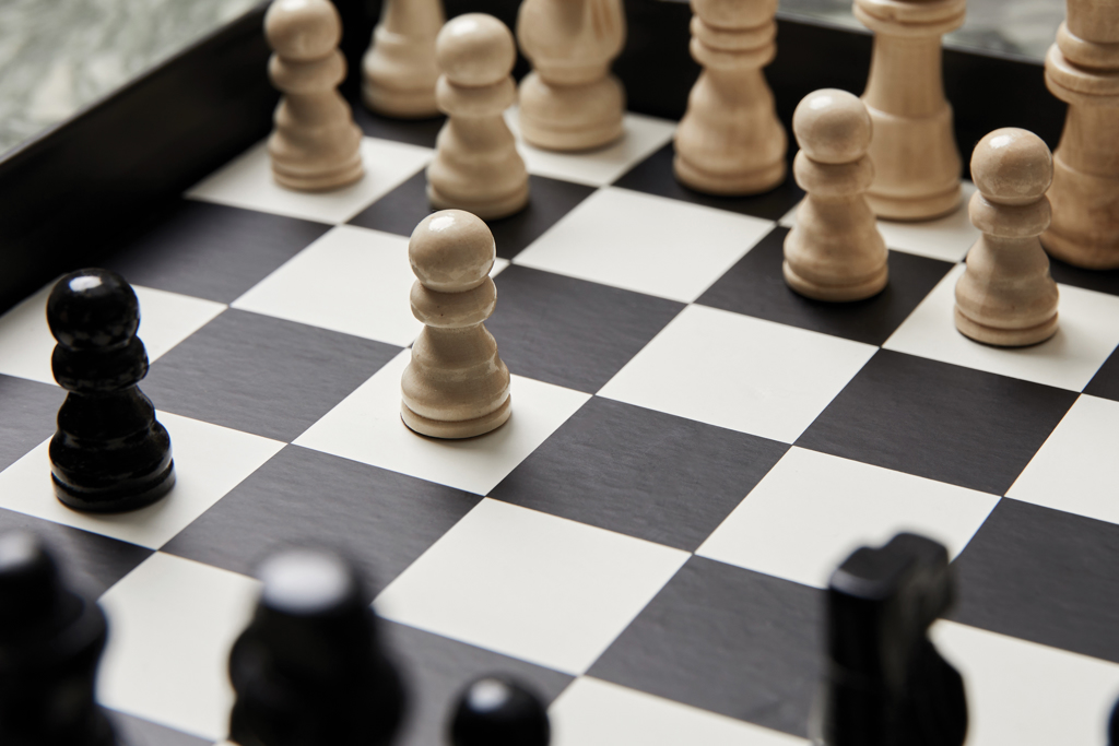 VINGA Chess coffee table game - Slika 11