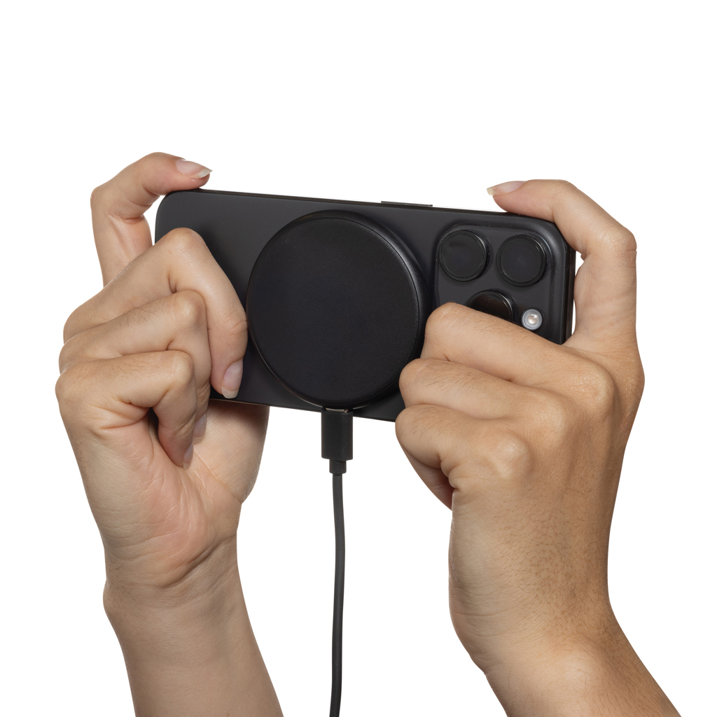 Magnapad 15W RCS rplastic magnetic 3 in 1 charging pad - Slika 10