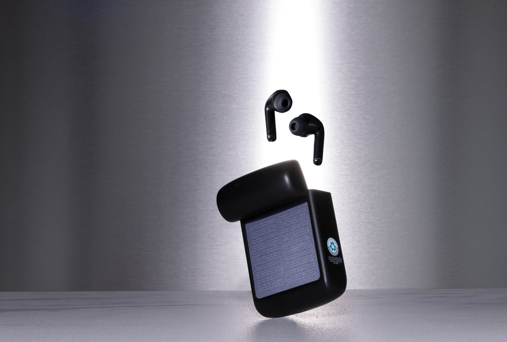 Skywave RCS recycled plastic solar earbuds - Slika 10